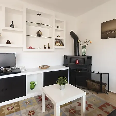 Lets Holidays With Terrace Near Tossa de Mar