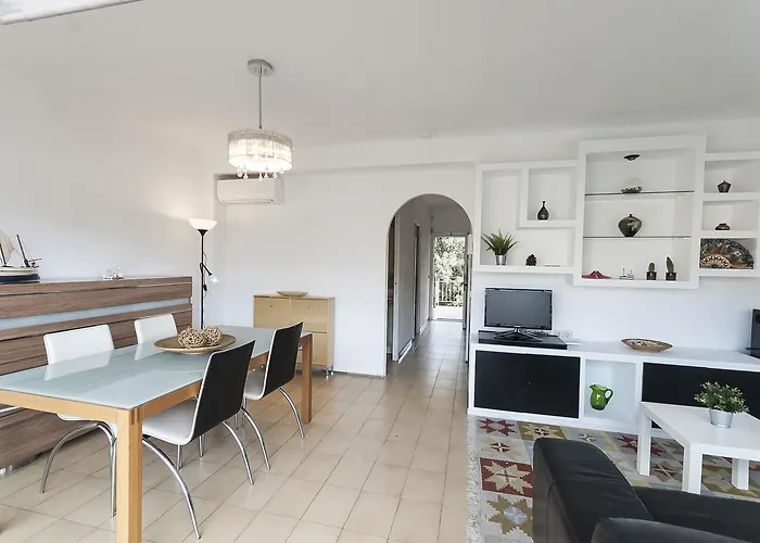 Lets Holidays With Terrace Near * Tossa de Mar