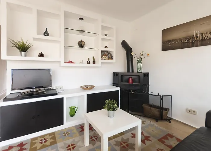 Lets Holidays With Terrace Near Tossa de Mar