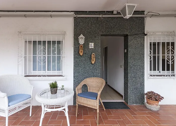 Lejlighed Lets Holidays With Terrace Near