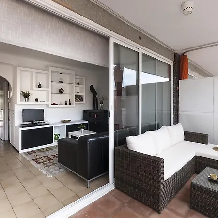 Apartament Lets Holidays With Terrace Near *