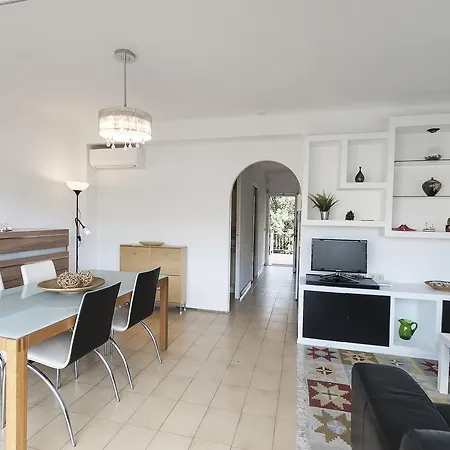 Lets Holidays With Terrace Near * Τόσα ντε Μαρ
